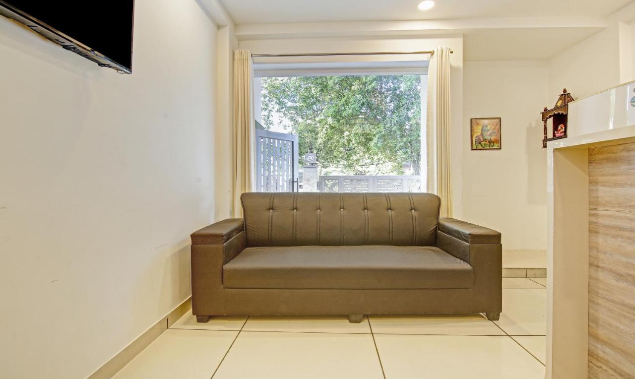 Treebo Aviraj Inn Noida Dış mekan fotoğraf