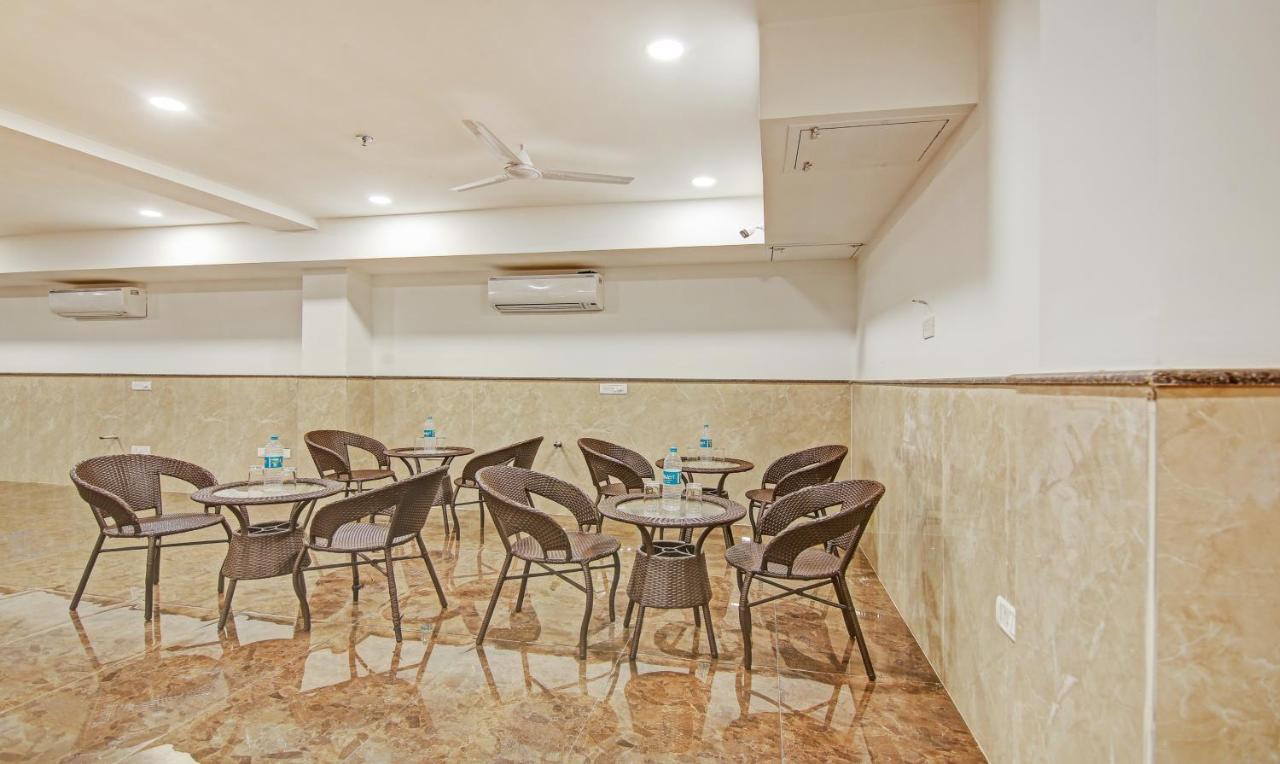 Treebo Aviraj Inn Noida Dış mekan fotoğraf